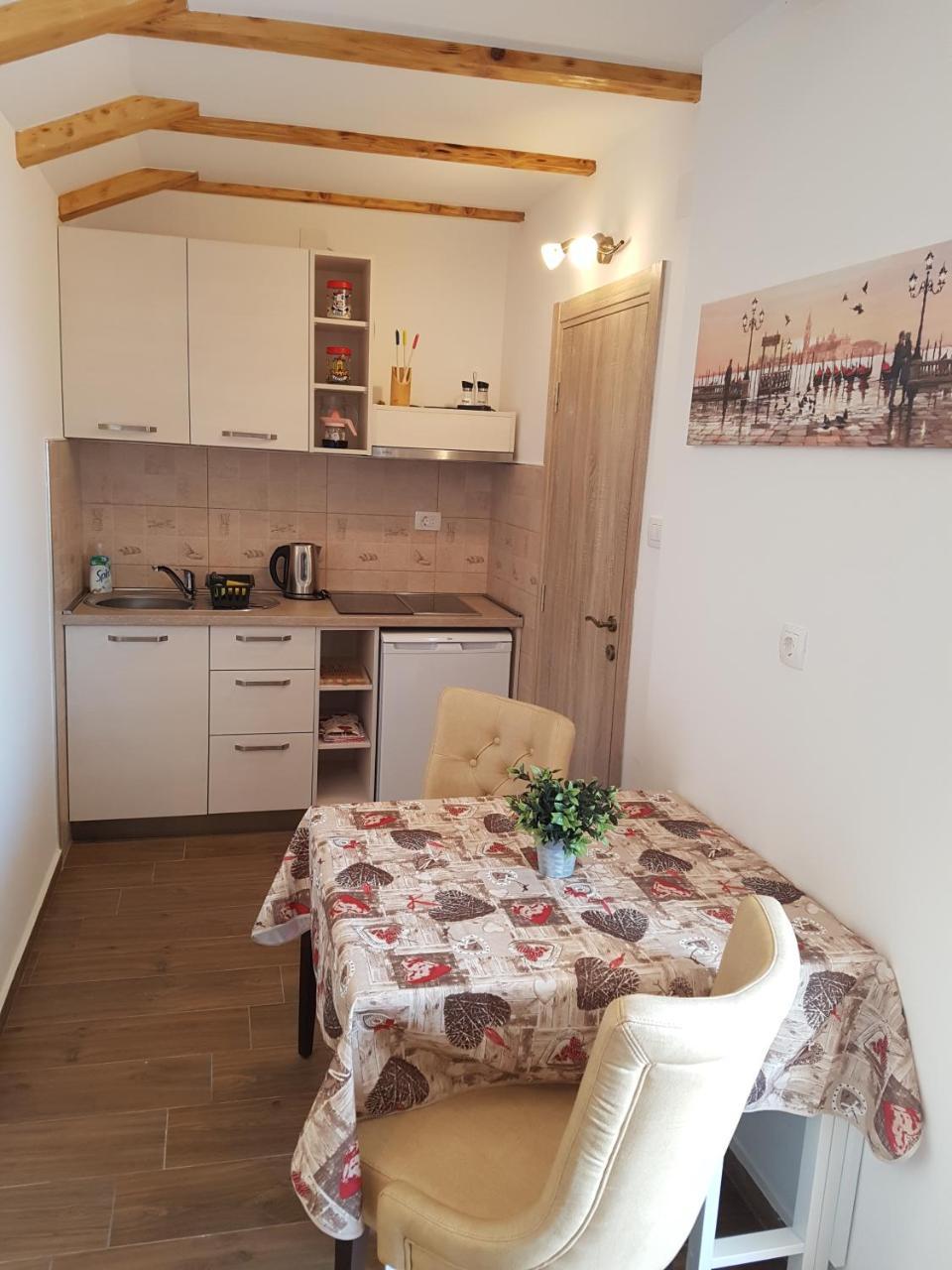 Apartments Peranovic 2 Kotor Exterior photo